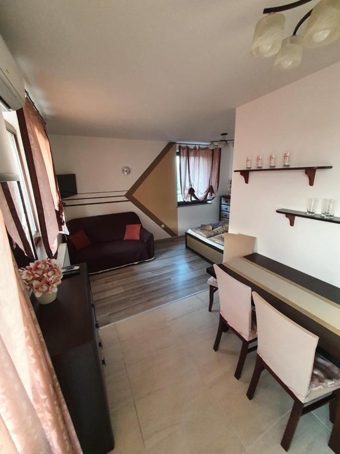 Krisi Apartman Hajdúszoboszló Eksteriør billede